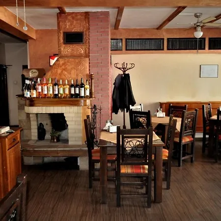 Spartak Family Hotel 2*